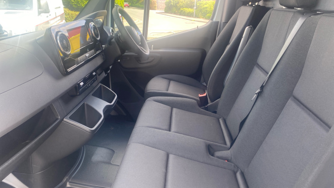 Mercedes-Benz Sprinter E414 L3 Electric Rwd 100kW 113kWh Pro Van Auto - Image 21